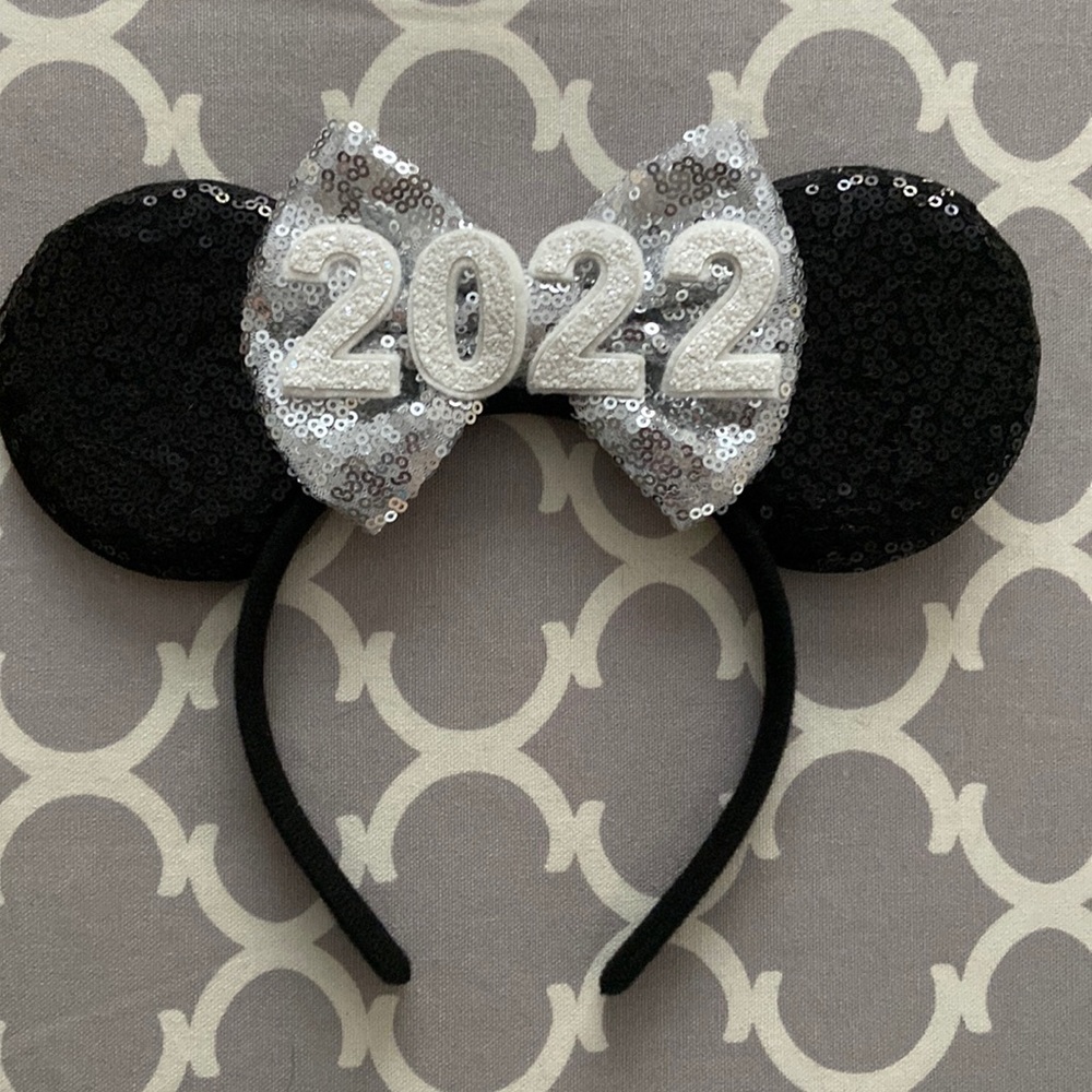 Sequin Minnie Mouse Ears Headband